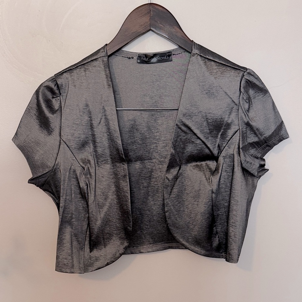 Elegant Dark Silver Women's Shrug